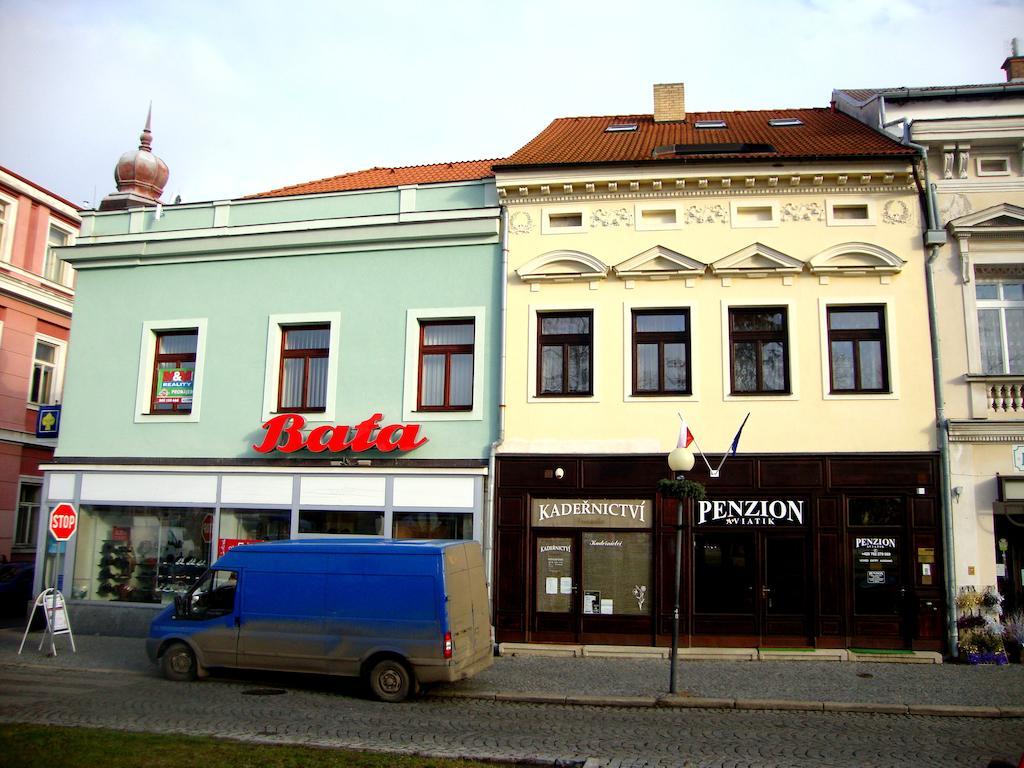 Penzion Aviatik Čáslav Extérieur photo